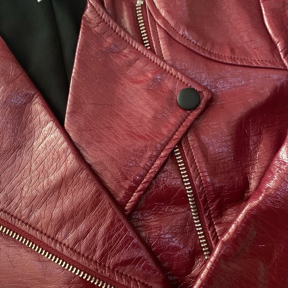 BCBGeneration | Red Vegan Leather Moto Jacket Y2K Bikercore Cropped | Size XS - Picture 8 of 10
